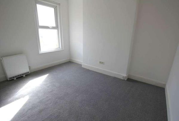 Locking Road, Weston-super-mare, BS23 - Photo 1