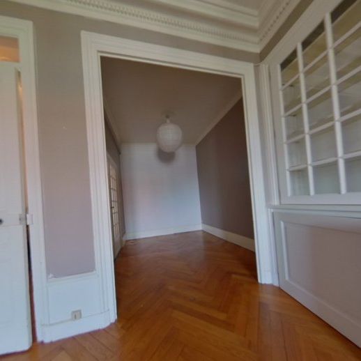 Appartement T4 A Louer - Lyon 7eme Arrondissement - 110.27 M2 - Photo 1