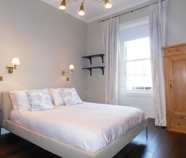 3 bedroom flat to rent - Photo 4