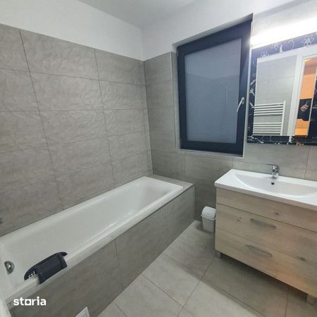 Apartament 3 camere complex Balcescu Residence, zona Nord, parcare pri - Photo 2