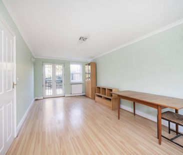 4 bedroom detached house to rent - Photo 2