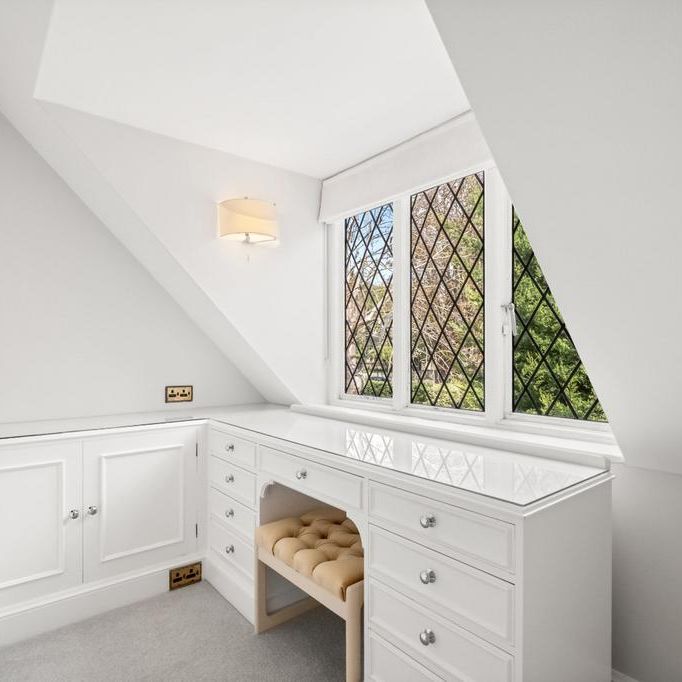 5 bedroom detached house to rent - Photo 1