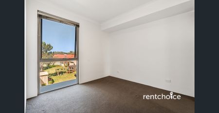 Spacious Coastal Apartment — Walk to the Beach! - Photo 2