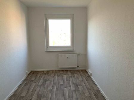 Großzügige 3-Zimmerwohnung mit Balkon u. Weitblick - Foto 5