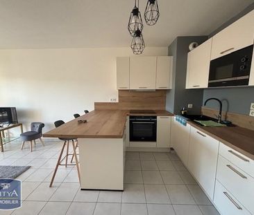 Location Appartement 2 pièces 45m² SETE 34200 - Photo 4