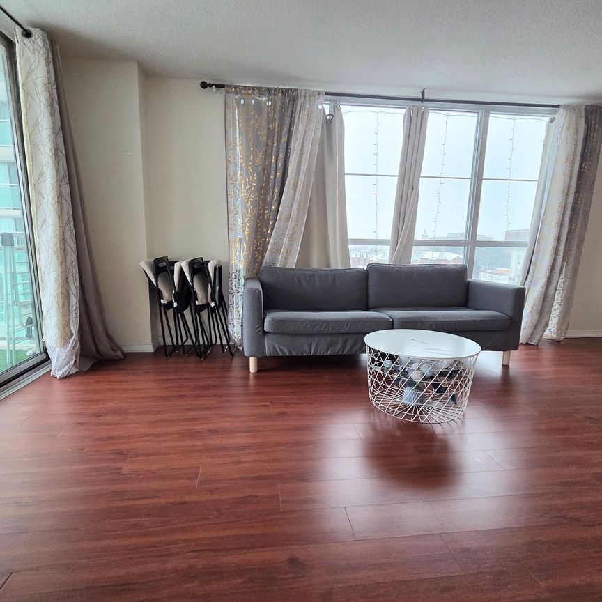 For Lease - 6 Rosebank Drive Unit# 6E, Toronto, Ontario - Photo 1