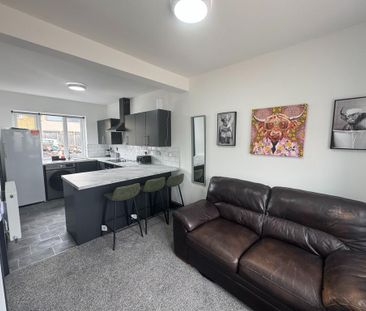 1 bedroom in a house share to rent - Photo 6
