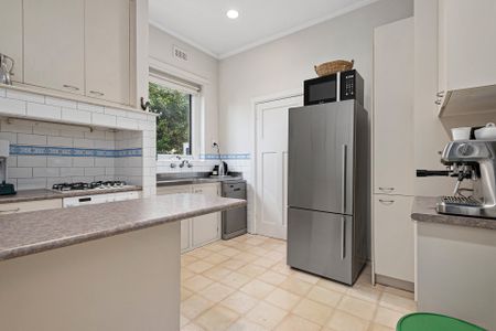 Charming 3-Bedroom Home with Character & Convenience - Photo 4