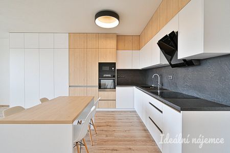 Pronájem bytu 1+kk 57 m² - Photo 5