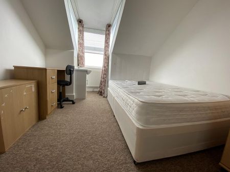 5 bedroom house to rent - Photo 3