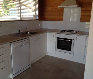 22 Kowhai Street - Photo 3