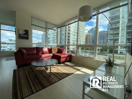 Executive Furnished 2 Bed + 2 Bath / City Views / Waterfront Outlook / Eau Claire - Photo 5