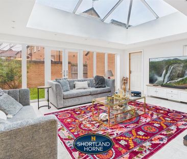 4 bedroom detached house to rent - Photo 1