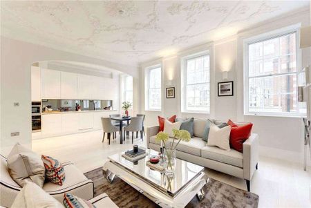 Immaculately presented two bedroom, two bathroom, first floor lateral apartment in Holborn. - Photo 5