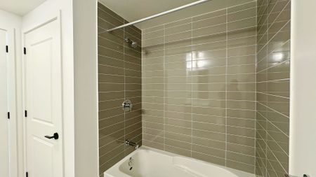 For Lease - 2343 Khalsa Gate Unit# 541, Oakville, Ontario - Photo 2