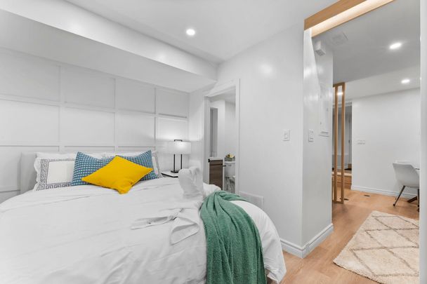 For Lease - 158 Indian Grove Unit# Unit B1, Toronto, Ontario - Photo 1