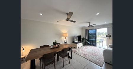 FURNISHED!!! Modern Townhouse Living in Moranbah! - Photo 2