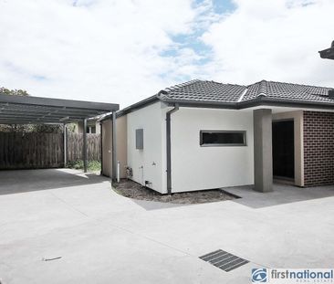 Modern 3 bedroom townhouse - Photo 4
