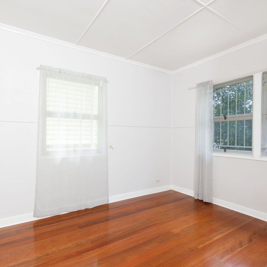 QLD, 12 Dalkeith St, 4032, Chermside West - Photo 1