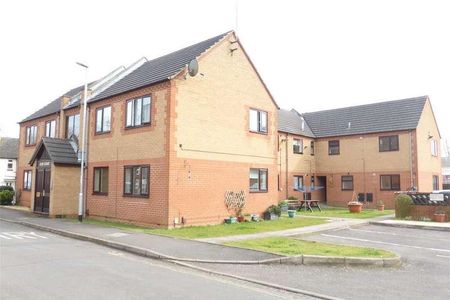 Acre Court, Kettering, Northants, NN16 - Photo 4