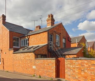 1 bedroom ground floor maisonette to rent - Photo 3