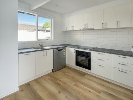 Unit 1/36 Longley Street, Alfredton - Photo 3