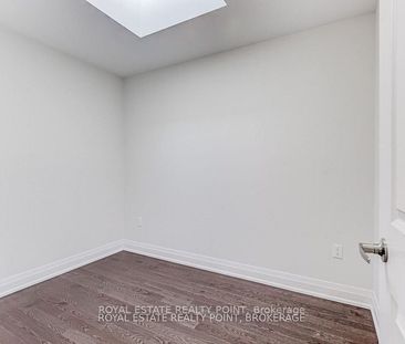 For Lease - 12 Creekbank Road Unit# Upper, Toronto, Ontario - Photo 4