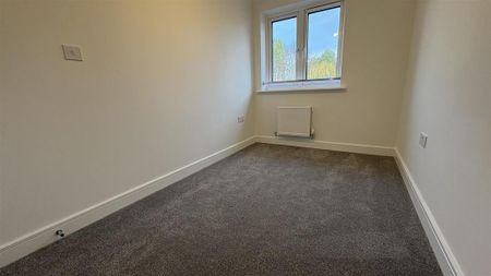 3 bedroom property to rent - Photo 2