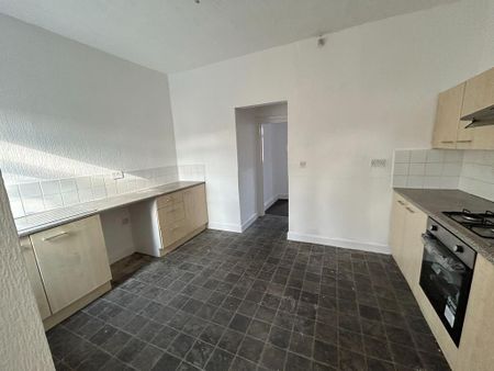 2 bedroom terraced house to rent - Photo 4