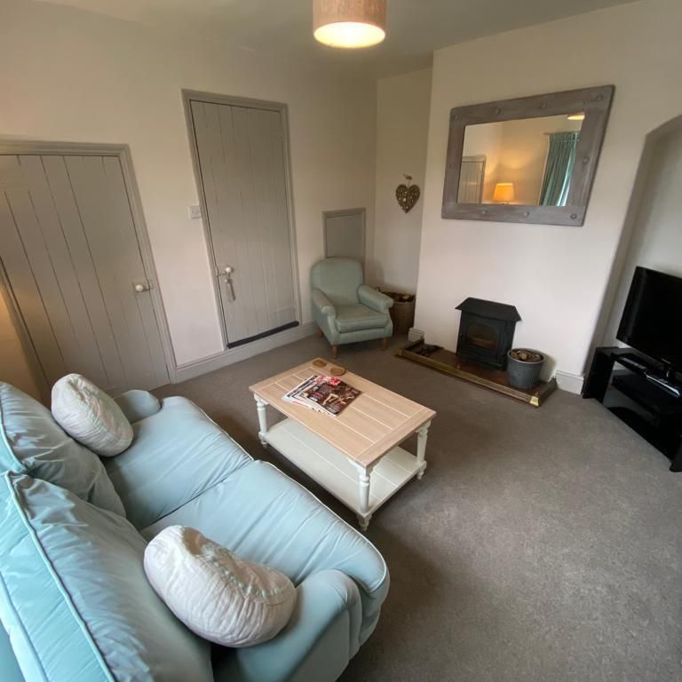 Blakeshall, Kidderminster, Wolverley - Photo 1