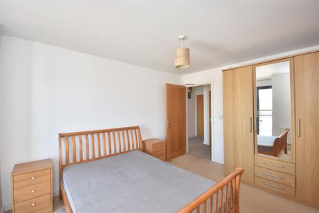 St Stephens Court, Maritime Quarter, SA1 1SA, Swansea - Photo 5