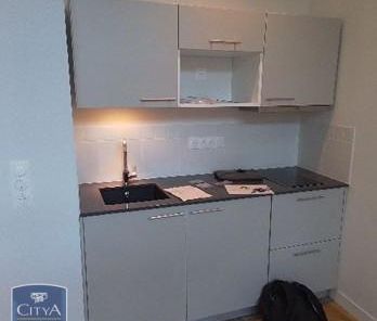Location Appartement 1 pièce 36m² ANGERS 49100 - Photo 2
