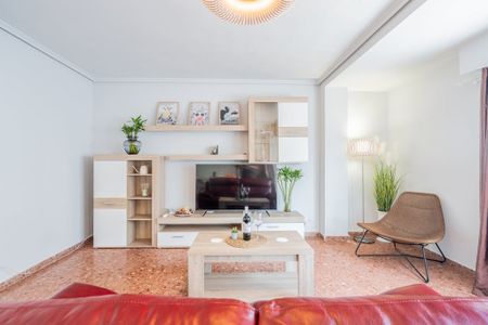 Avenida del Puerto, Valencia, Valencian Community 46023 - Photo 5