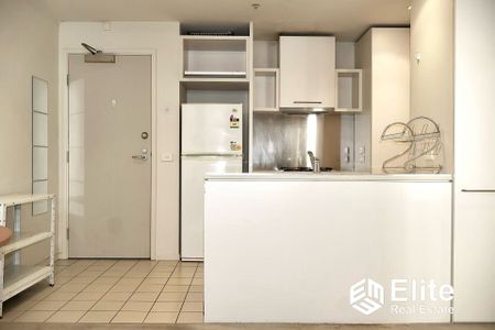 Fully Furnished 1 Bedroom Apartment on the Edge of CBD, Utilities Provided - Photo 4