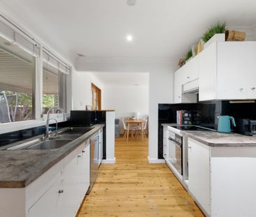 FAMILY HOME - Photo 6