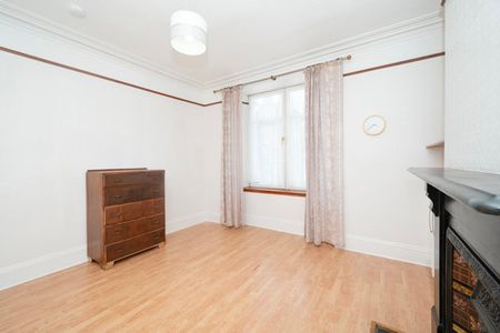 First Floor Right, 79 Kimberley House, Walker Road, AB11 8DJ, Aberdeen - Photo 3