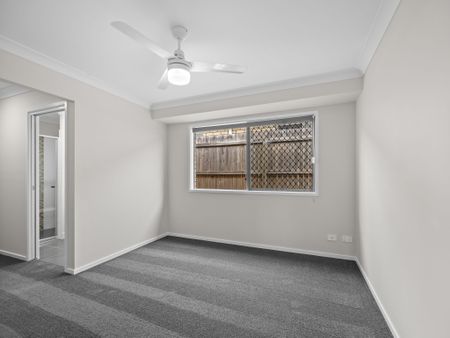 52 Magpie Cr, Redbank Plains QLD 4301 - House For Rent | Domain - Photo 5