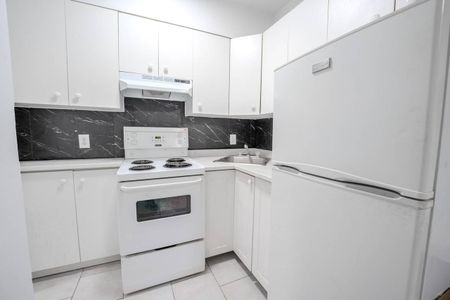 560 31e Avenue apartment — Montréal, QC (1-Bedroom) - 1 Bedroom - Photo 3
