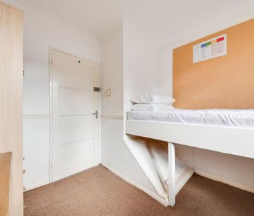 4 bedroom house to rent - Photo 3