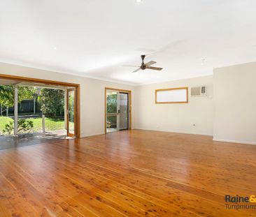 Sunny, Charming Family Home - Prime Location in Hornsby - Photo 2