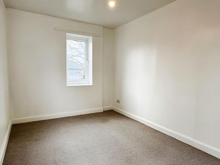 Elm Lane, Sheffield, S5 7TW - Photo 2