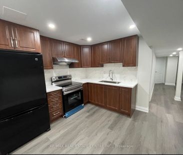 For Lease - 3727 Althorpe Circle, Mississauga, Ontario - Photo 1