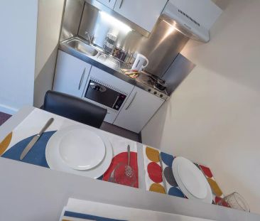 Premium Student Studio Apartments - Photo 6