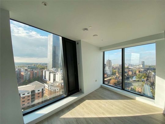 Fully Furnished Two Double Bedroom Apartment in the highly acclaimed Axis Tower development. Incredible views on offer, and a high spec/finish throughout. - Photo 1