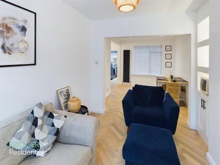 12 Park Drive, Holywood, BT18 9LW - Photo 3