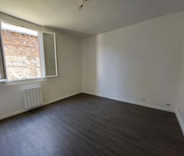 Location Appartement 2 pièces 32m² CAUDEBEC LES ELBEUF 76320 - Photo 3