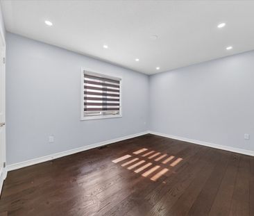 For Lease - 10 Gusul Avenue, Clarington, Ontario - Photo 4