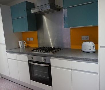 4 bedroom house share to rent - Photo 2