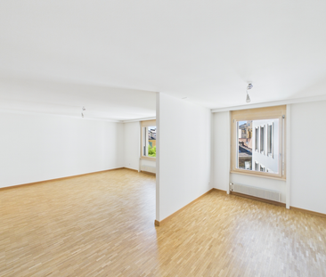 3.5 Zimmer, 104 m², 2. Stock - Photo 1