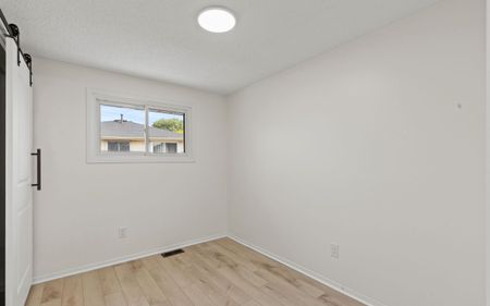 For Lease - 6 Mccordick Drive Unit# Upper, St. Catharines, Ontario - Photo 2